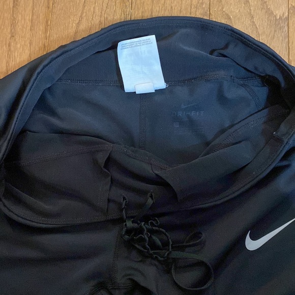Nike dry fit crop black leggings - Picture 5 of 5